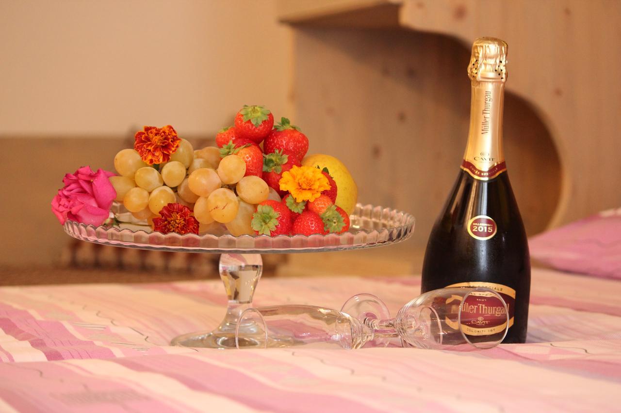 Hotel Lory Пинцоло Екстериор снимка